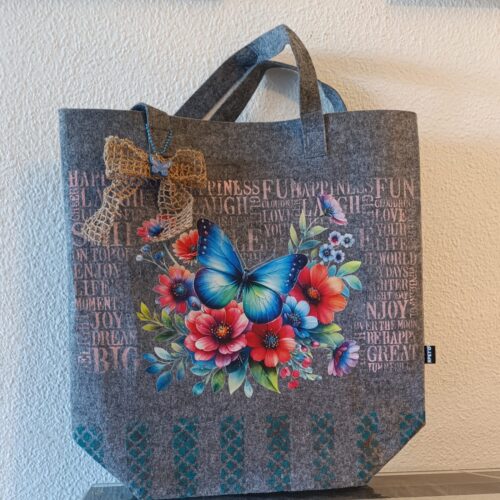 Lena's Little Craft Shop